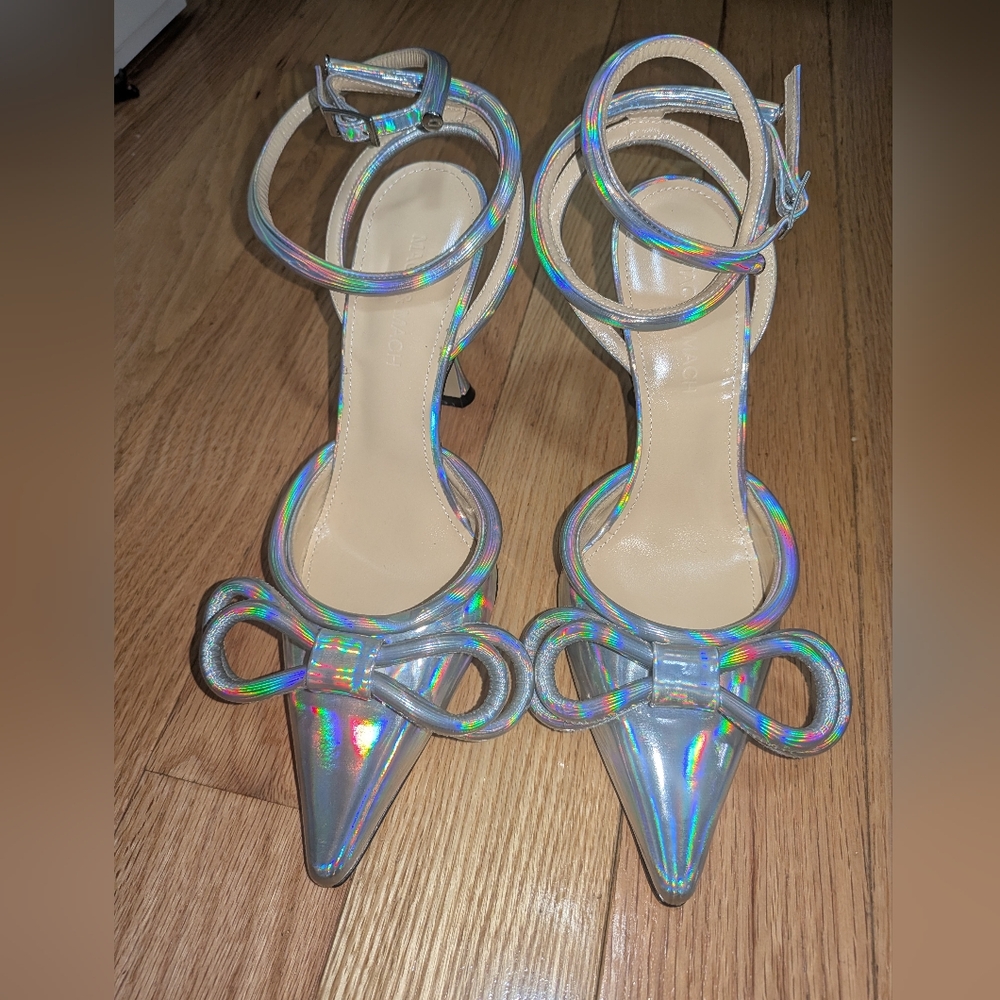 NEW MACH & MACH DOUBLE BOW POINTED TOE PUMP IN IRIDESCENT SILVER SIZE 37/7